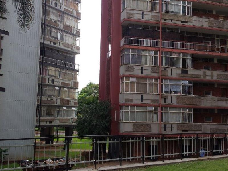 1 BEDROOM FLAT TO RENT IN SUNNYSIDE - Photo 4