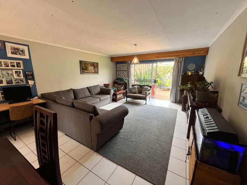 A security complex inside an estate! - Photo 6