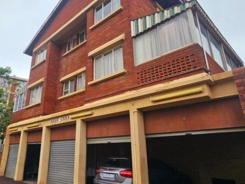 STUDIO APARTMENT FOR SALE IN ESSENWOOD, DURBAN - Photo 2
