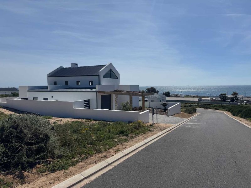 Stylish 3-Bedroom Coastal Home for Sale in St Helena Views Estate, St Helena Bay - Photo 7