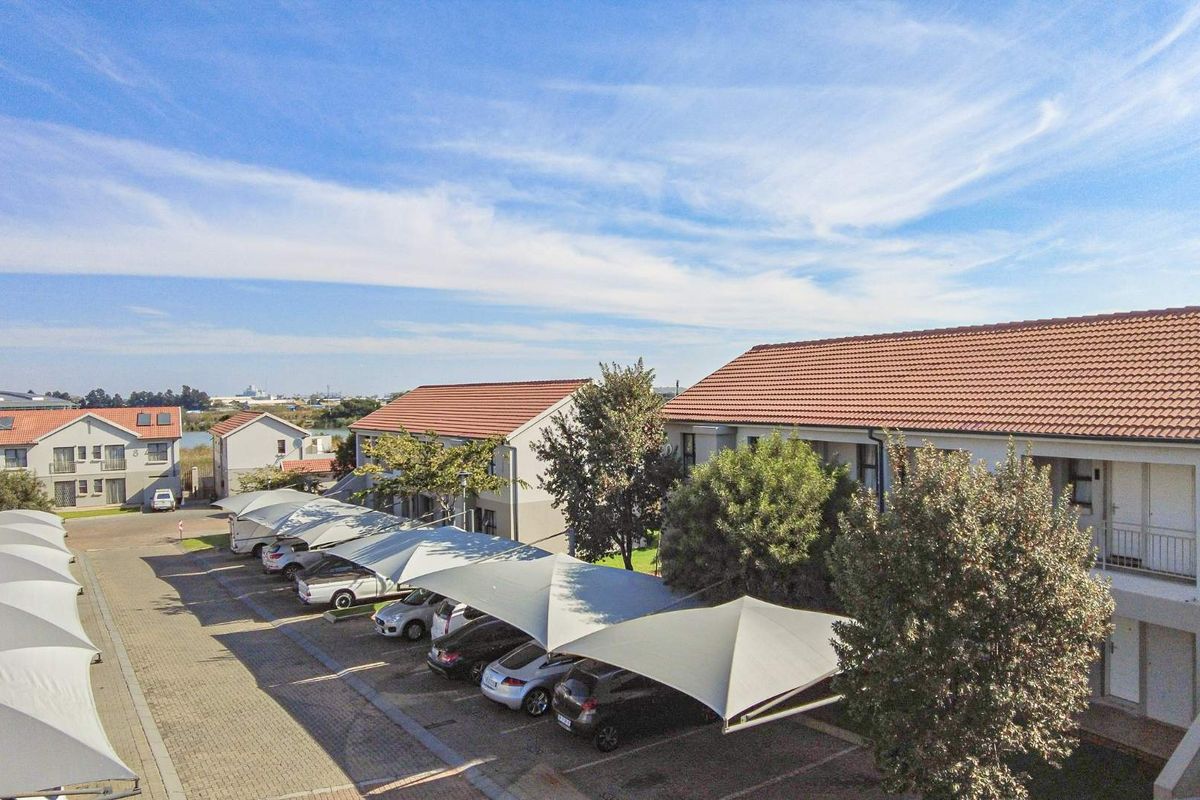 Convenient Location! Secure 2-Bedroom Apartment for Sale - Photo 2