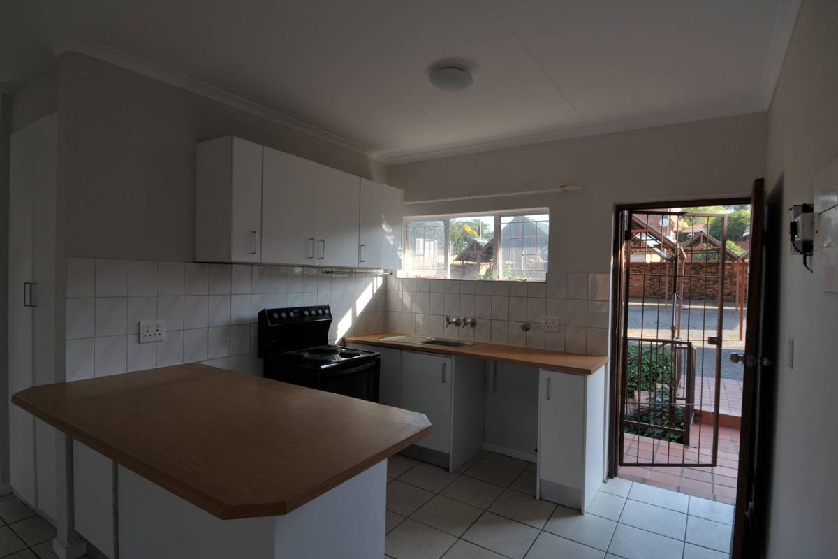 Exclusive to Nest Seekers! - Photo 5