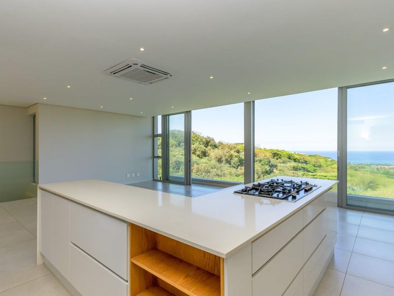 Exceptional Triplex in the Executive Estate - Photo 8