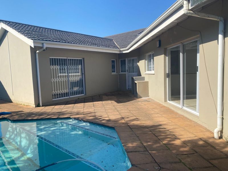 5 Bedroom House For Sale in Ballito - Photo 3