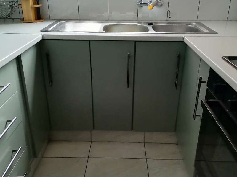 2 Bedrooms apartment for sale in Springs - Photo 9