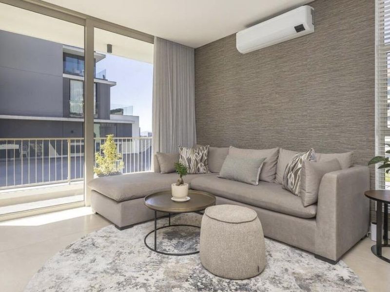 Luxury Green Point Penthouse - Photo 8