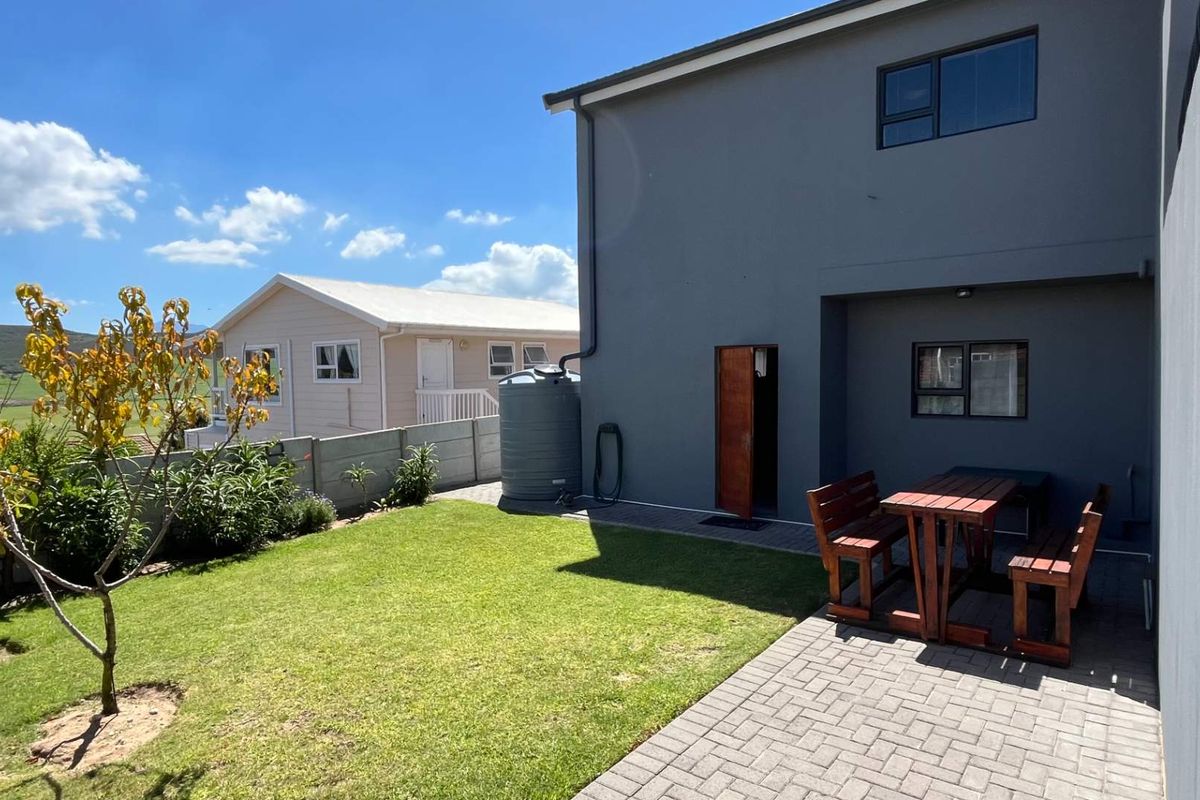 Retreat to Relaxation: Scenic Views & Spacious Living! - Photo 5