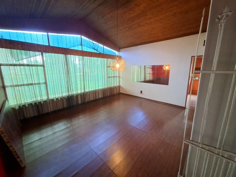 Packed with potential - priced to sell fast! - Photo 10