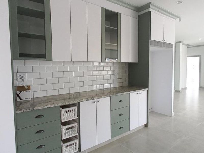 FOR SALE: MODERN 3-BEDROOM HOME WITH INDOOR BBQ , HENTIES BAY, NAMIBIA - Photo 9