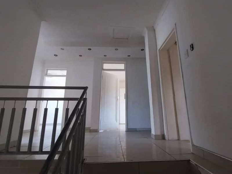 Renovators dream - Photo 9