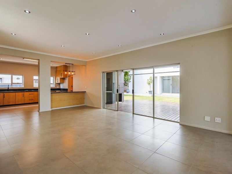 Newly Renovated 4 Bedroom Family Home in Family Oriented Security Estate - Photo 7