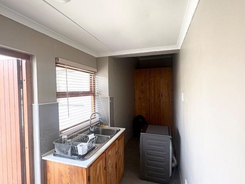Furnished House & Flat to Rent in Walvis Bay Central - Photo 5