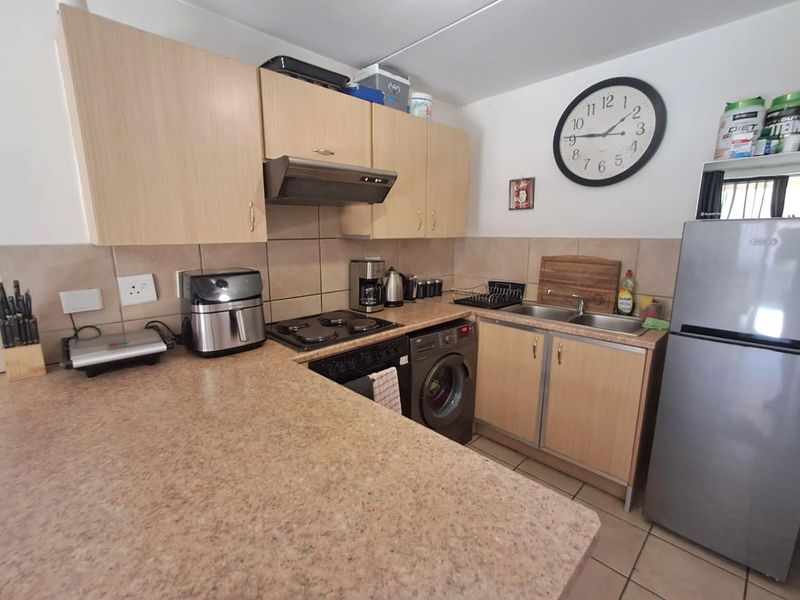 2 Bedroom Townhouse in Noordhang - Photo 7