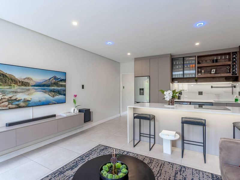 A STUNNING ONE BEDROOM FURNISHED APARTMENT - Photo 5