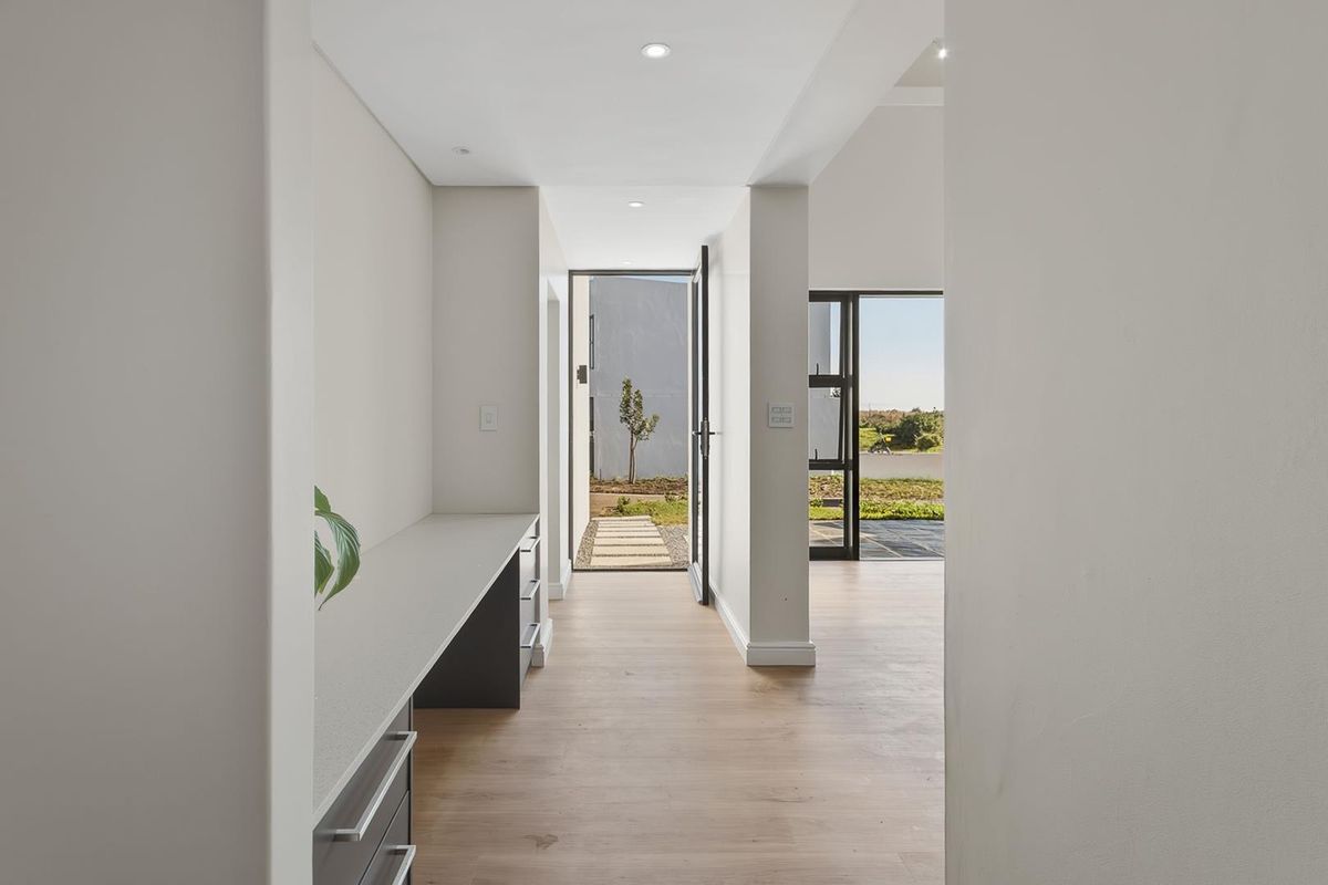 Brand new Home to make your own - Photo 3
