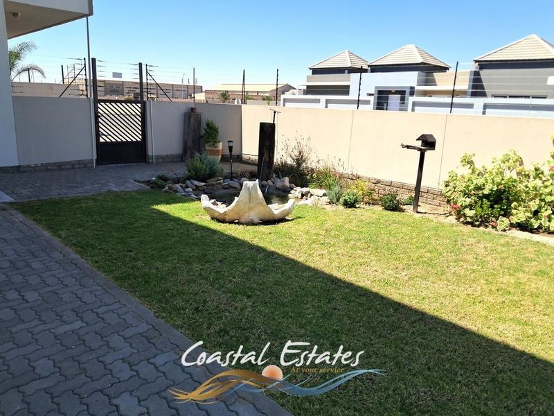 Stunning 4-Bedroom Family Home in Ext. 15 - Photo 6