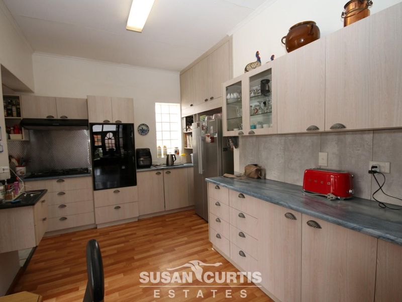 5 BEDROOM HOUSE FOR SALE IN VINETA NORTH - Photo 8