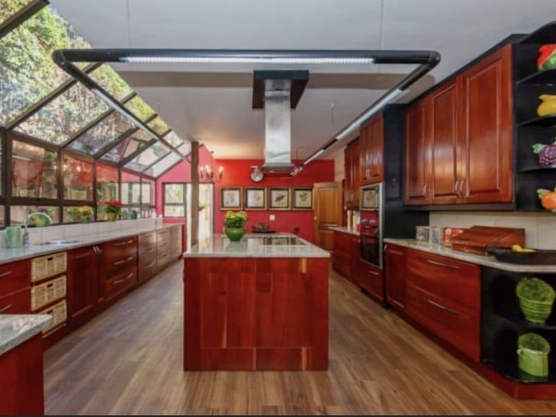 A Masterpiece of Luxury, Prestige Family Living in Bedfordview - Photo 9