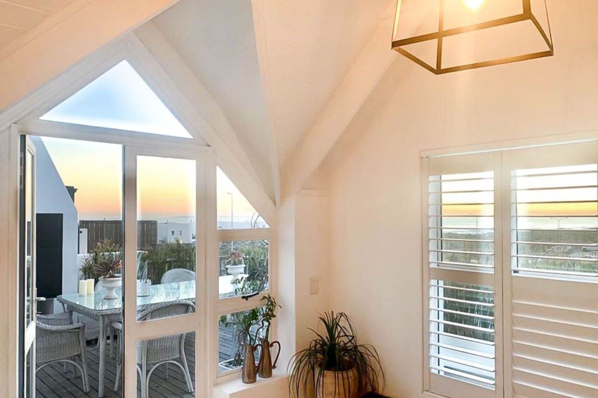 3 Bedroom townhouse with magnificent sea views for rent - Photo 5