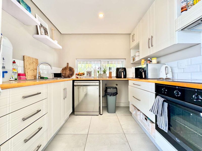 Hendra Estates - Stunning Sea-View Apartment For Sale In Umhlanga - Photo 8