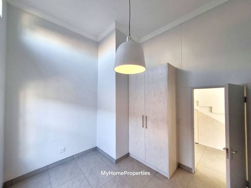 Stunning Newly Built Coastal Home Near Platz Am Meer Mall | Neu gebautes Küstenhaus in der Nähe des Platz Am Meer Einkaufszentrums, Swakopmund, Namibia - Photo 7