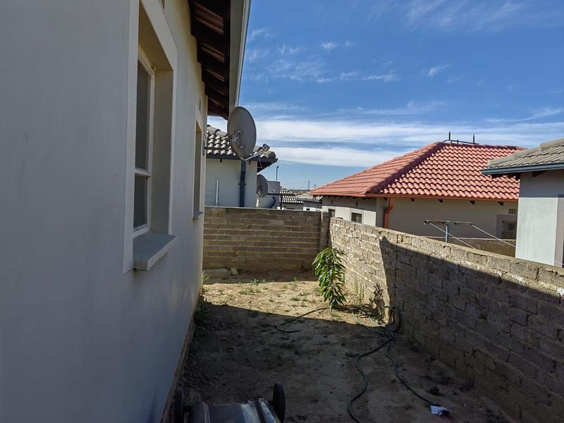 Riverside View - R 790 000 Good value !! - Photo 5