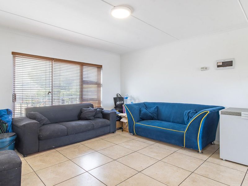 Comfortable 2-Bedroom, 1-Bath Apartment – Ideal Everyday Living - Photo 8