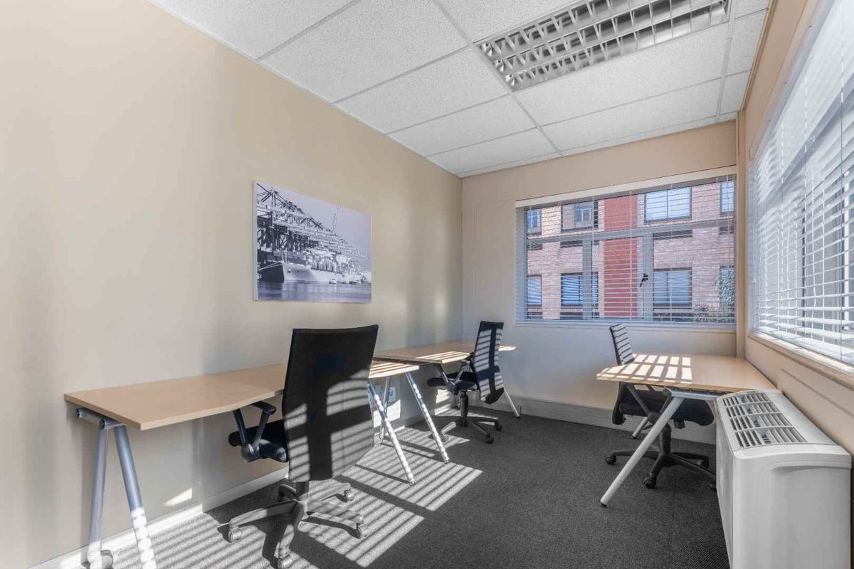 Unlimited office access in Regus Port Elizabeth. - Photo 3