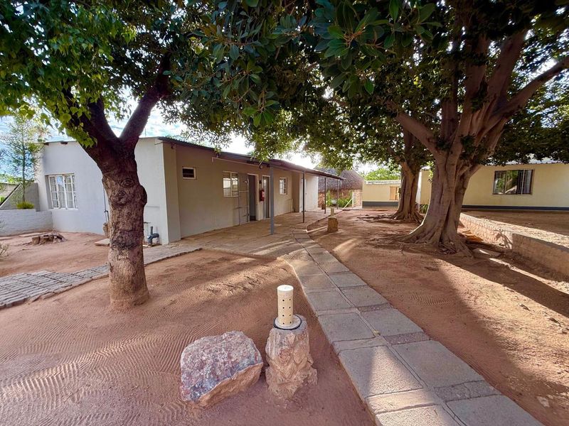 14 Bedrooms Houses For Sale in Outjo - Photo 4