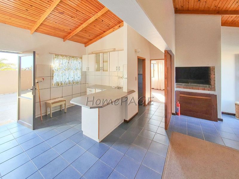 Ext 6, Henties Bay:  Quaint 2 Bedr Home is for sale - Photo 8