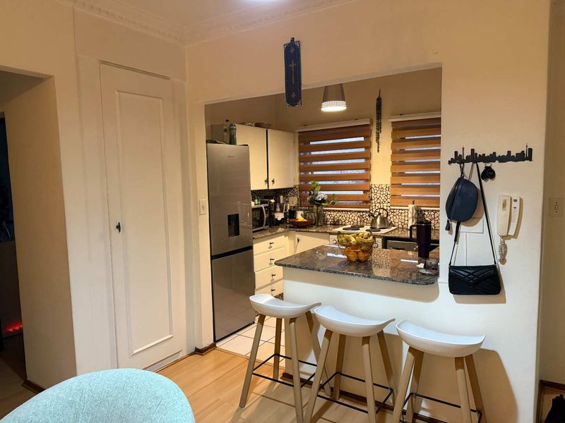 2 BEDROOM APARTMENT TO RENT IN OAKLANDS - Photo 3