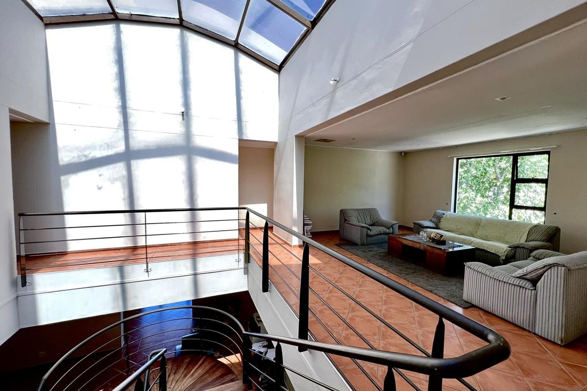 4 Bedroom House For Sale in Ludwigsdorf - Photo 4