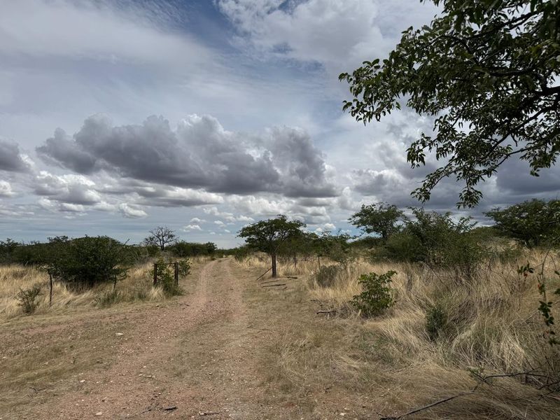 A well-priced opportunity in the heart of the Khorigas district – perfect for serious buyers looking to invest in Namibia’s agricultural sector. - Photo 5