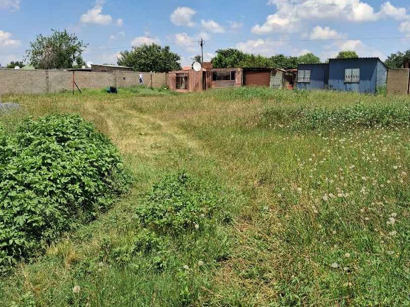 Well Fenced Land For Sale in Meyerton - Photo 2