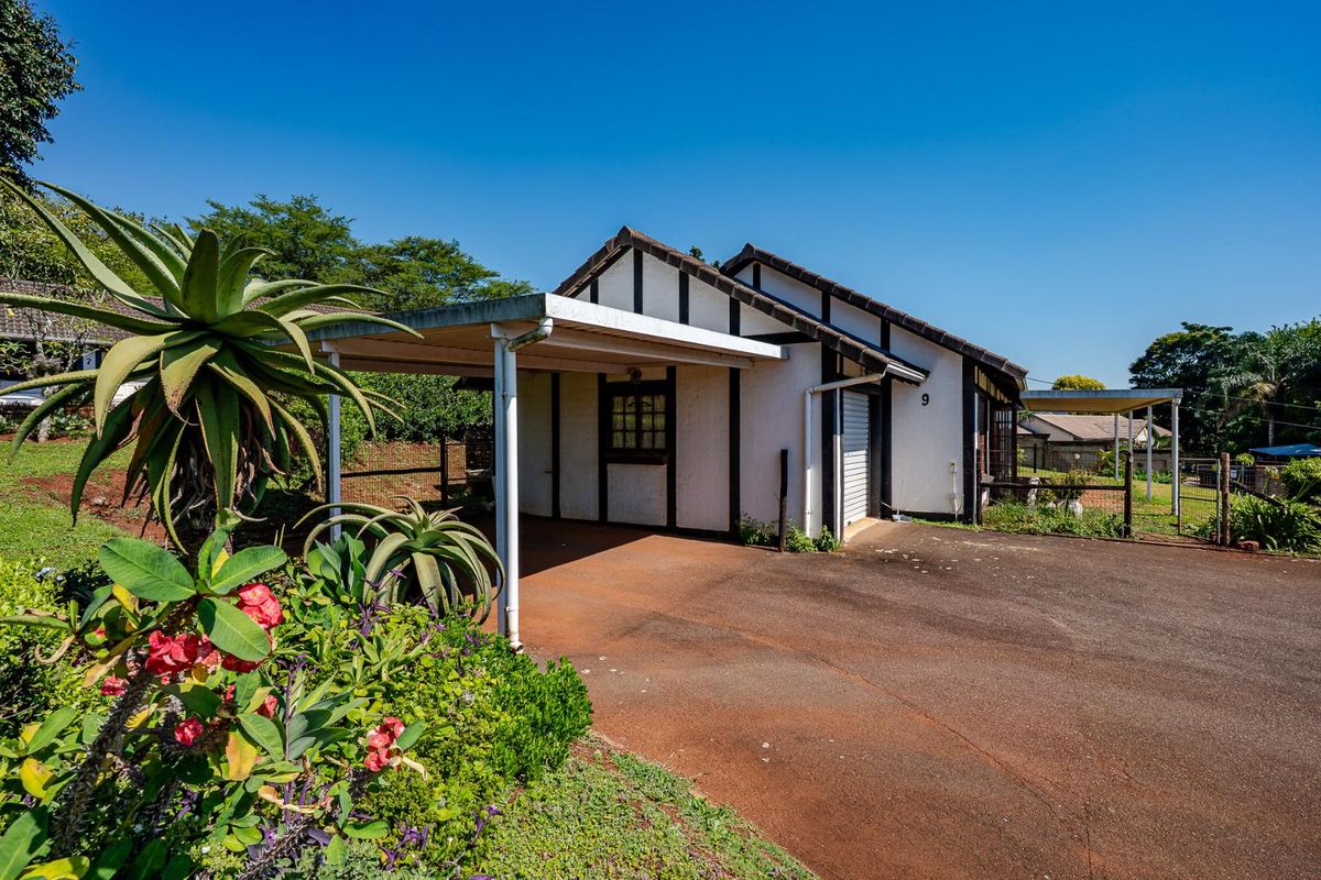 A HOME TO GROW INTO – WATERFORD COUNTRY ESTATE, WATERFALL 2 - Photo 3