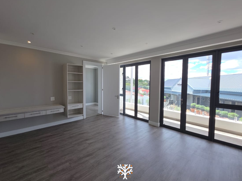 Modern Duplex Living at Prestigious Am Weinberg | N$9 200 000 - Photo 10