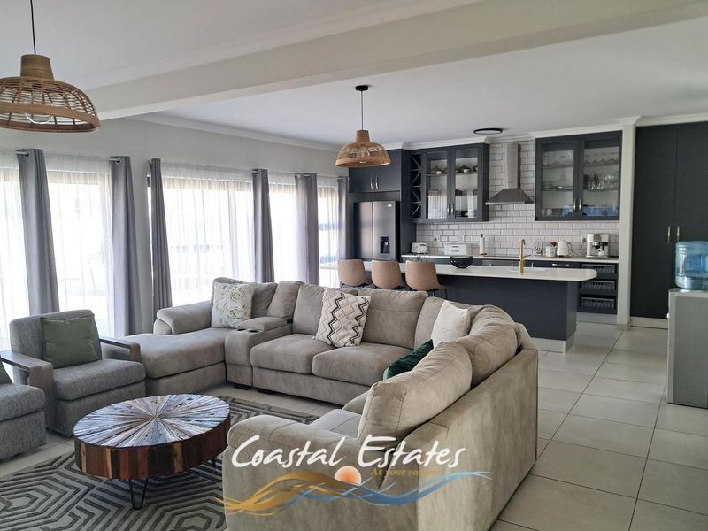 Stunning 3-Bedroom Home in Extension 39, Swakopmund - Photo 6