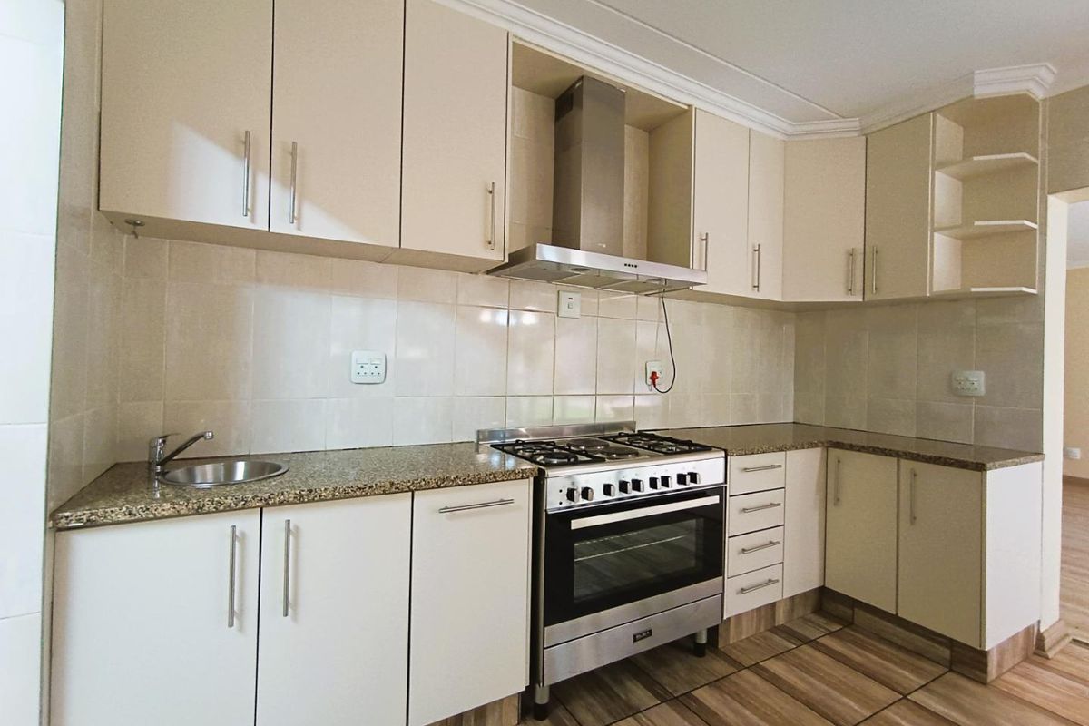 Elegant Double-Storey Townhouse with Space, Style and Sustainability - Photo 4