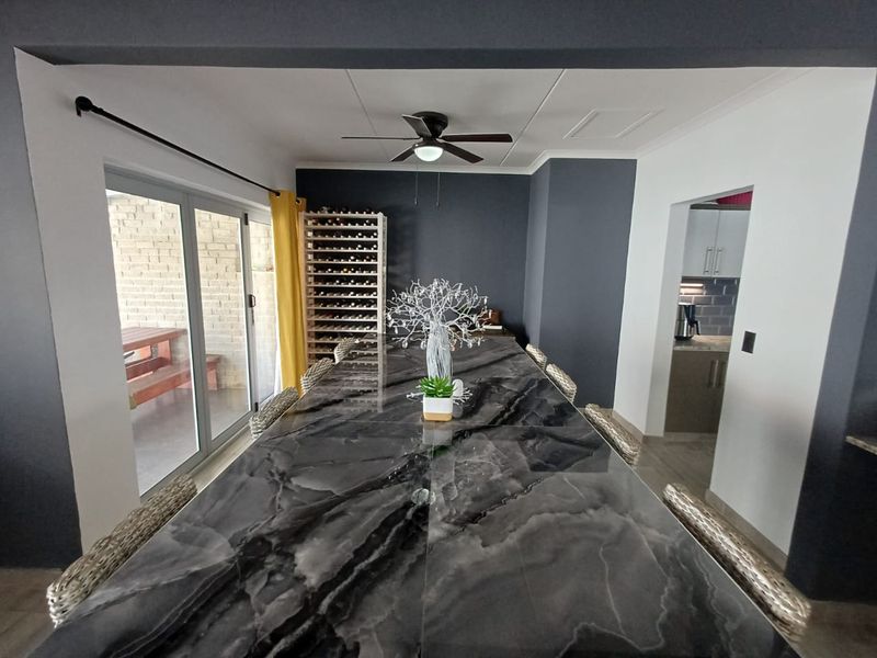 Family home - Photo 3