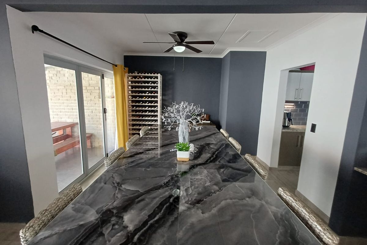 Family home - Photo 3
