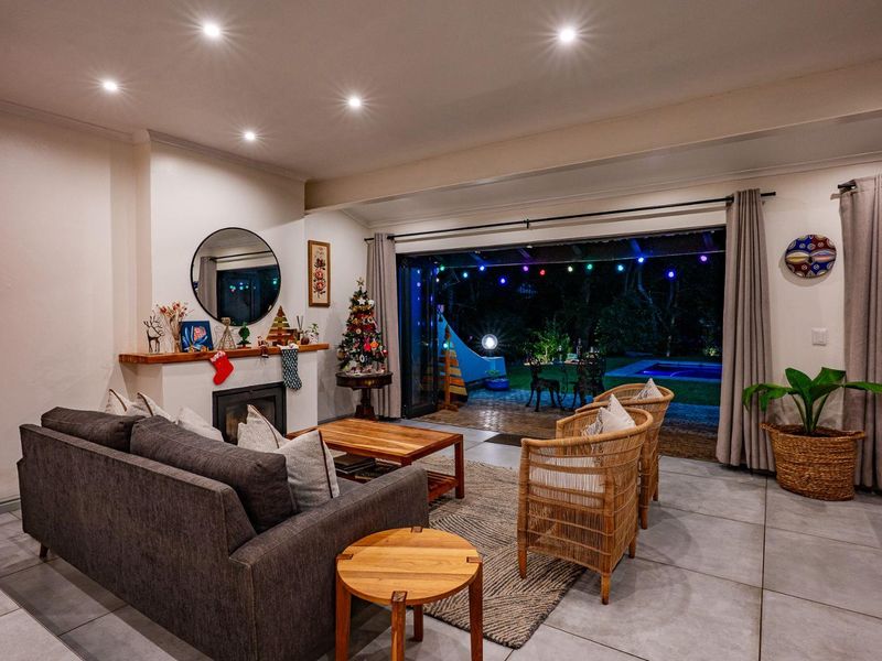 A HOME CURATED FOR LIVING, GATHERING AND GROWING IN THE HEART OF KLOOF! - Photo 7