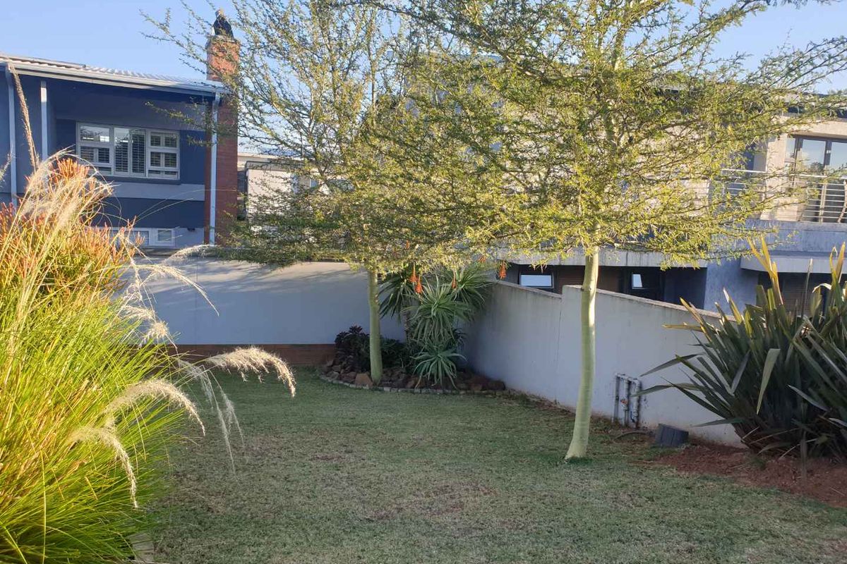 Beautiful 4 Bedroom House in Tranquil settings - Photo 4