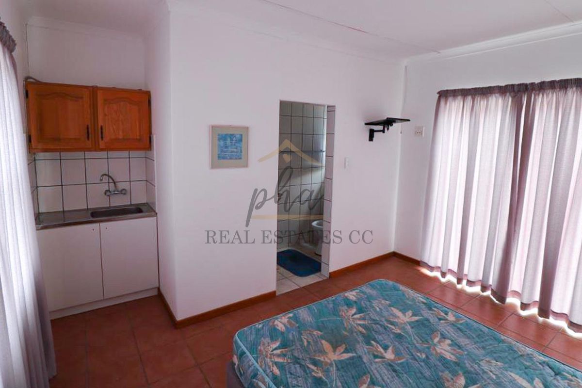 3 Bedroom Apartment For Sale - Long Beach (Ext 1) - Photo 4