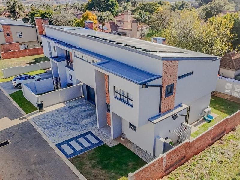 Stunning and modern 3 Bedroom House for Sale - Photo 2