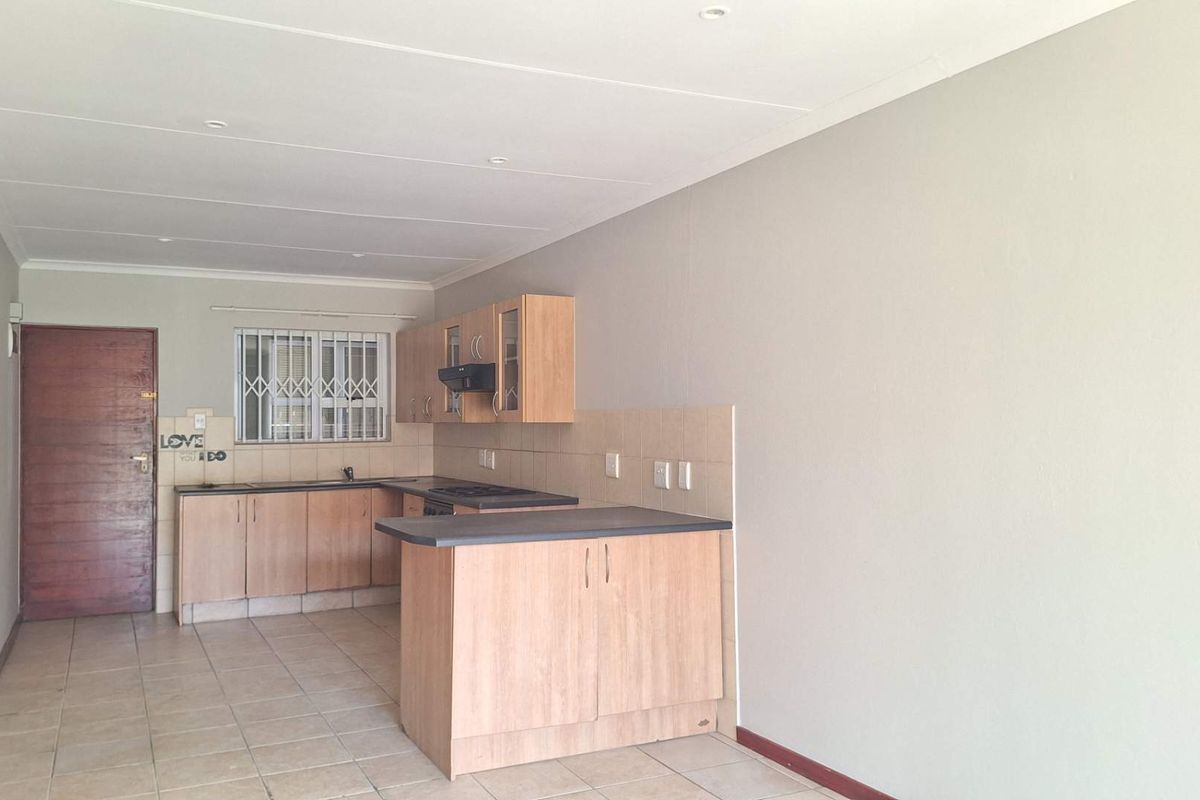 2 Bedroom, Ground Floor Apartment in Ferndale - Photo 4