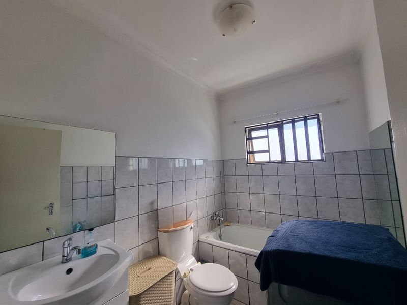 COZY 3 BEDROOM FAMILY HOME - CIMBEBASIA - Photo 4