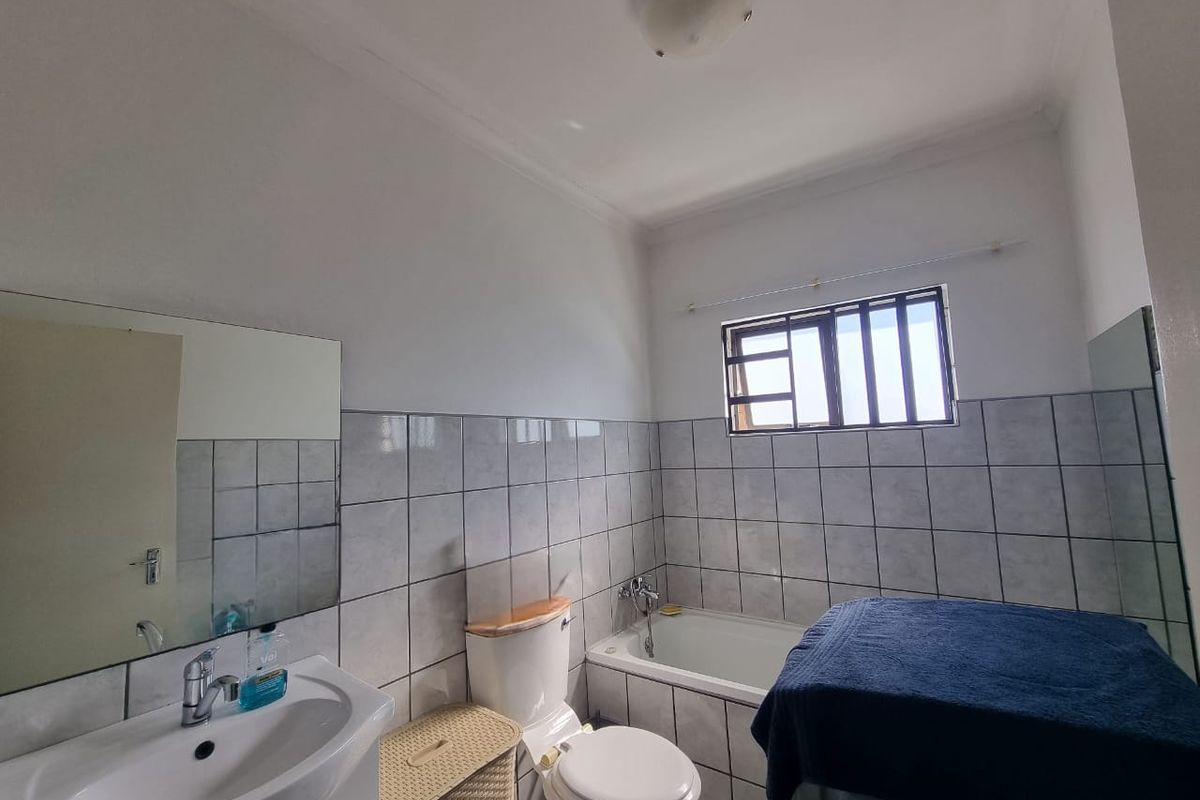 COZY 3 BEDROOM FAMILY HOME - CIMBEBASIA - Photo 4