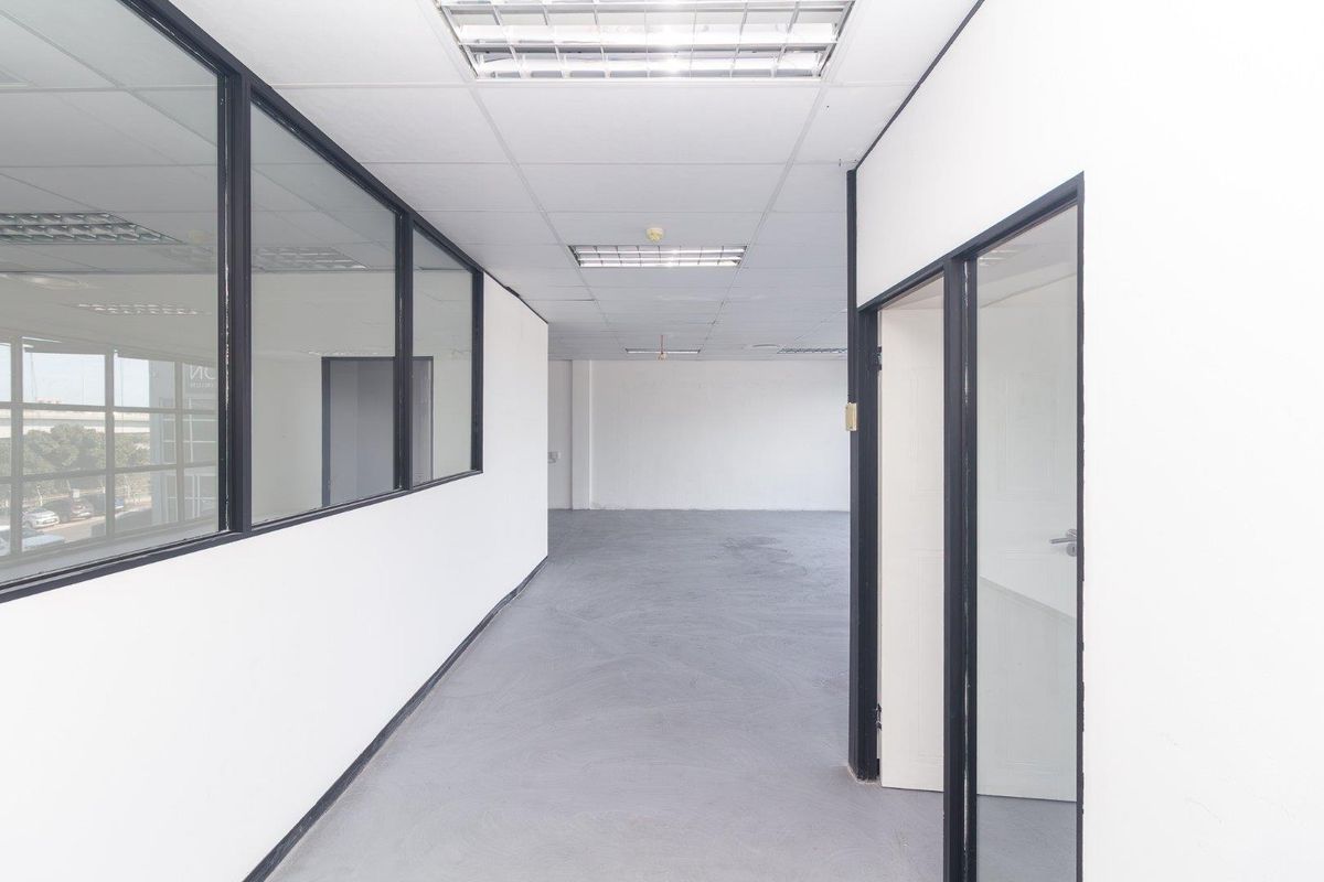 Prime office for sale Paarden Eiland - Photo 3