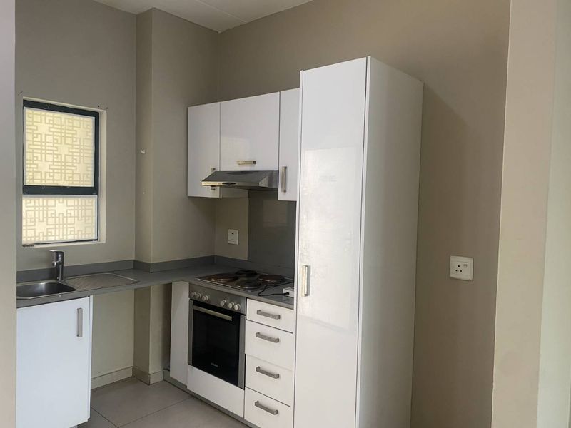 Ideal Family Apartment for Rent - Photo 5