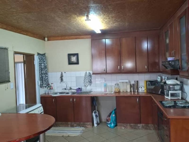 BARGAIN - 3 BEDROOM HOUSE FOR SALE - ONGWEDIVA - Photo 2